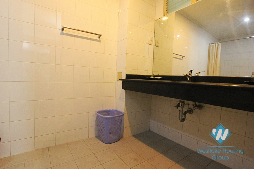 Good apartment one bedroom in Au co st, Tay Ho, Ha Noi